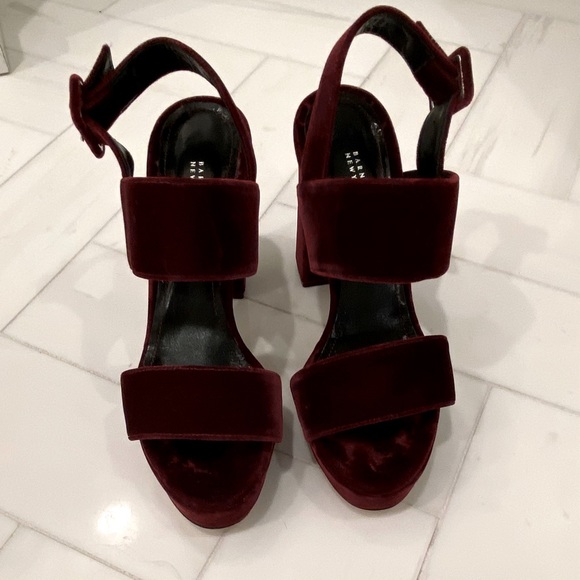 Barney’s New York velvet double strap sandal - Picture 10 of 10